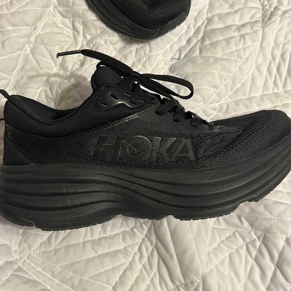 HOKA Bondi size 8